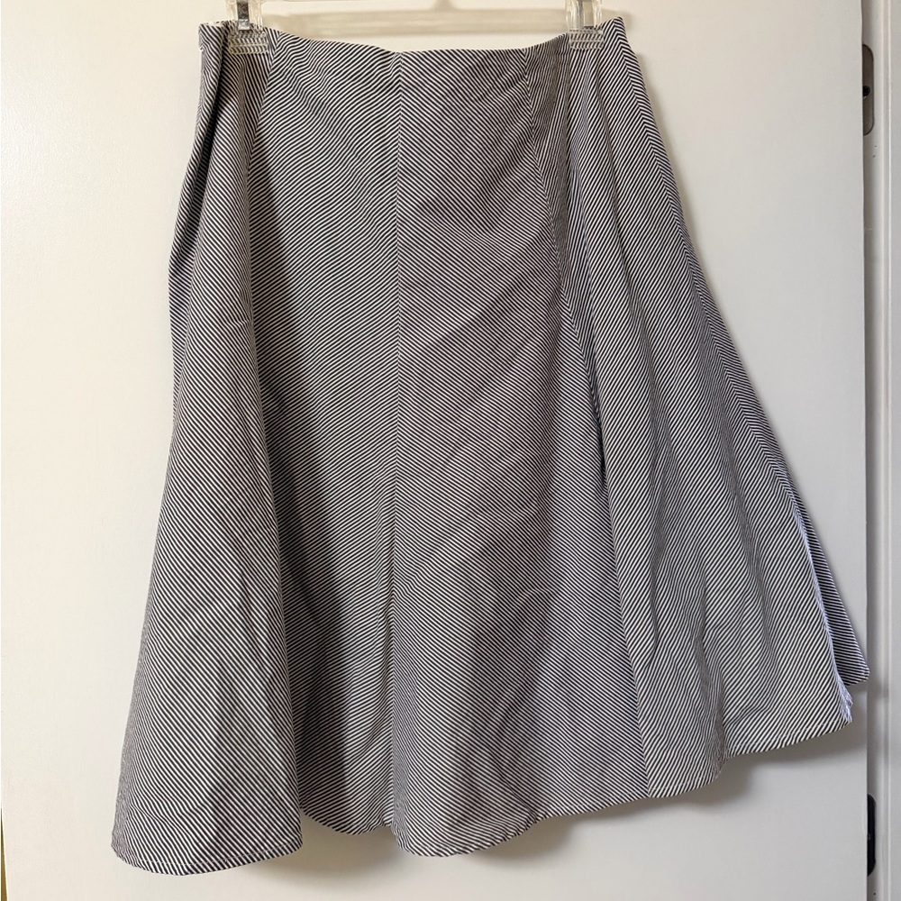 Jones New York, black and white stripe, fit and flare skirt, women’s size 12